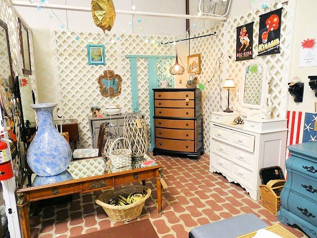 All About Antiques-彭萨科拉必去景点