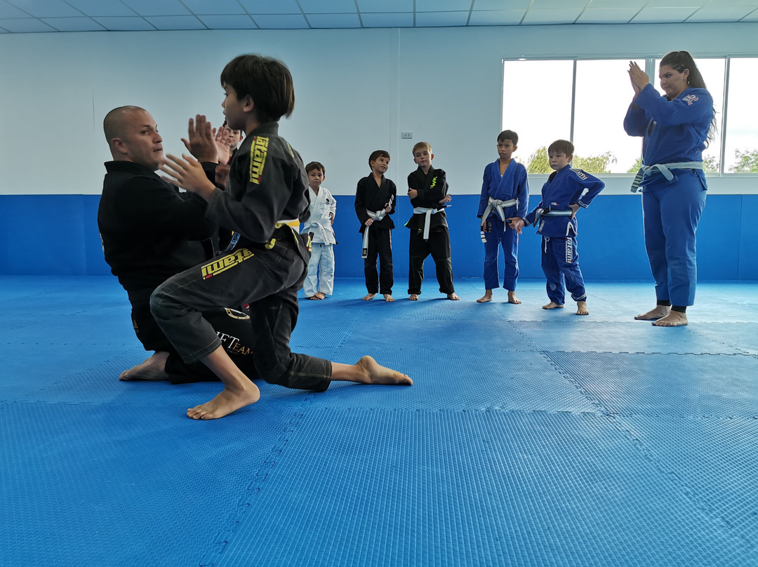 Chokchai Muay Thai Camp Phuket-查龙必去景点