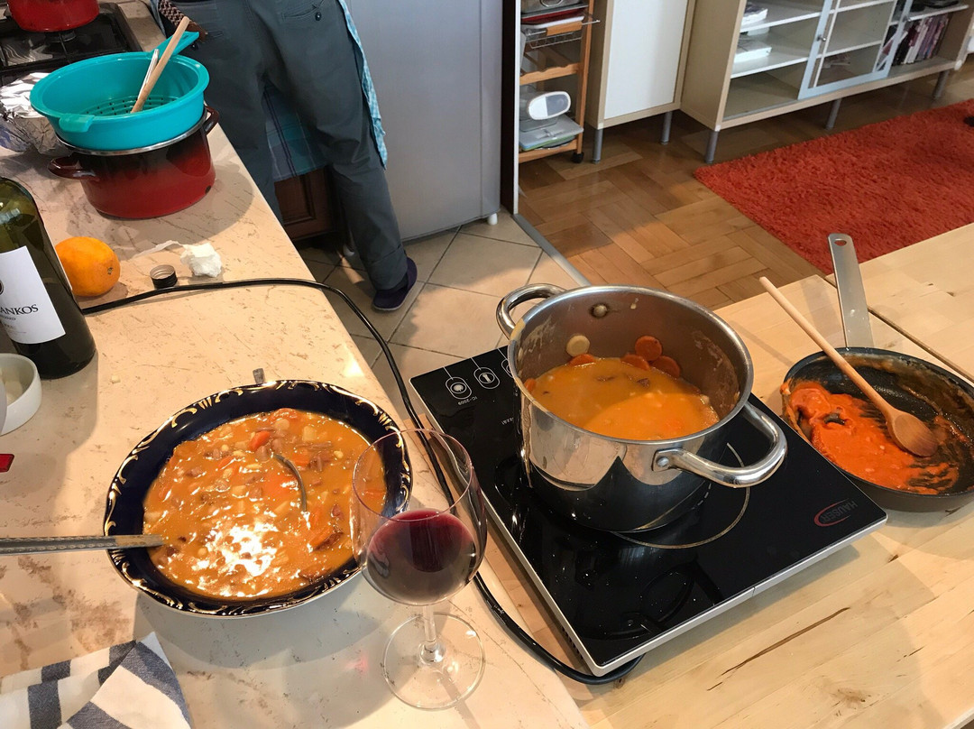 Culinary Hungary Home Cooking Class and Market Tour-布达佩斯必去景点