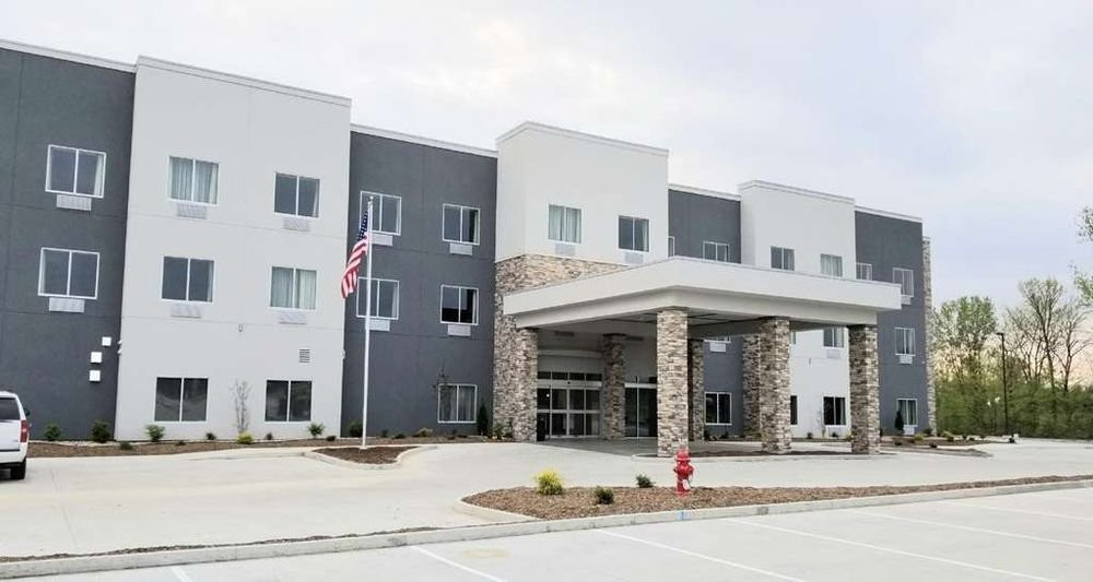 Best Western Plus Parkside Inn & Suites主图