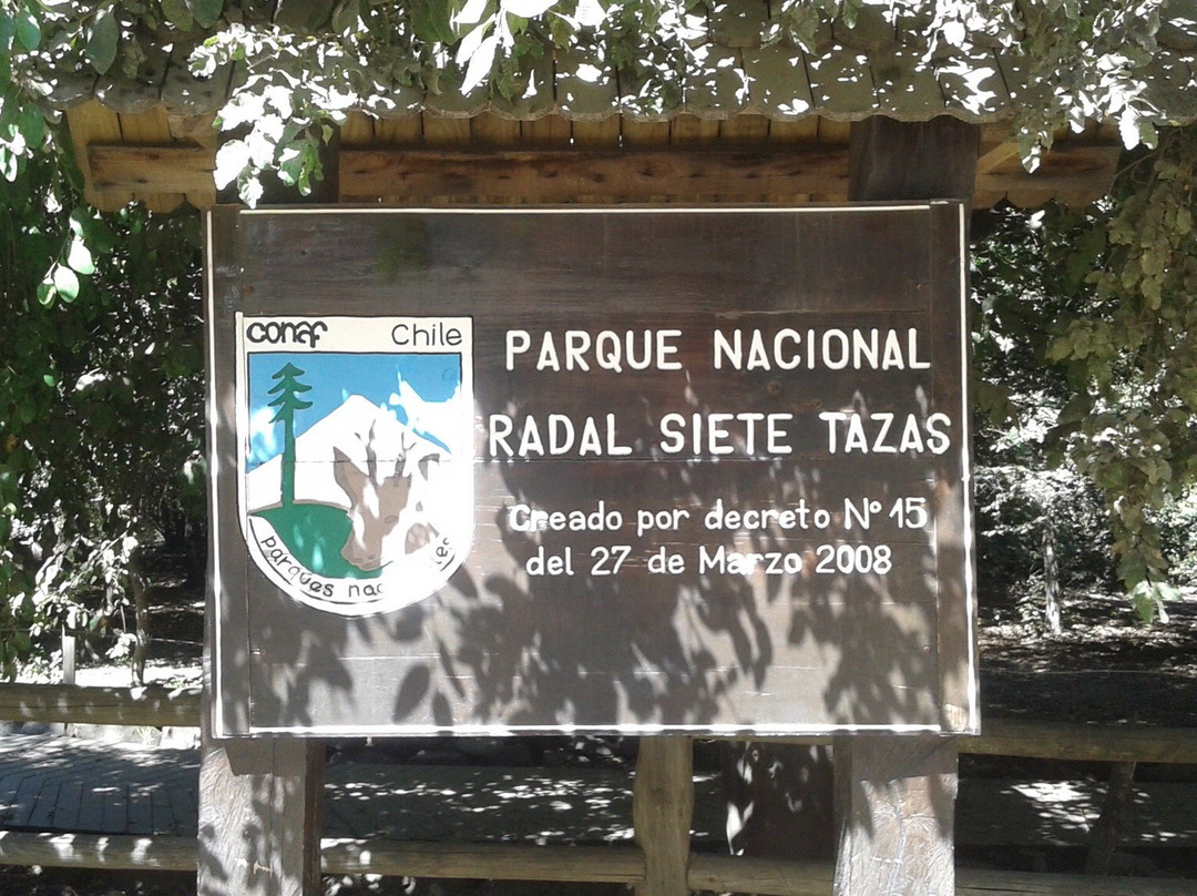 Parque Nacional Radal Siete Tazas景点图片
