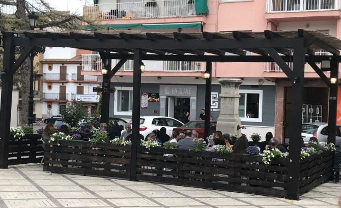 Atarfe餐馆和美食-En Clave Cafetería Pastelería