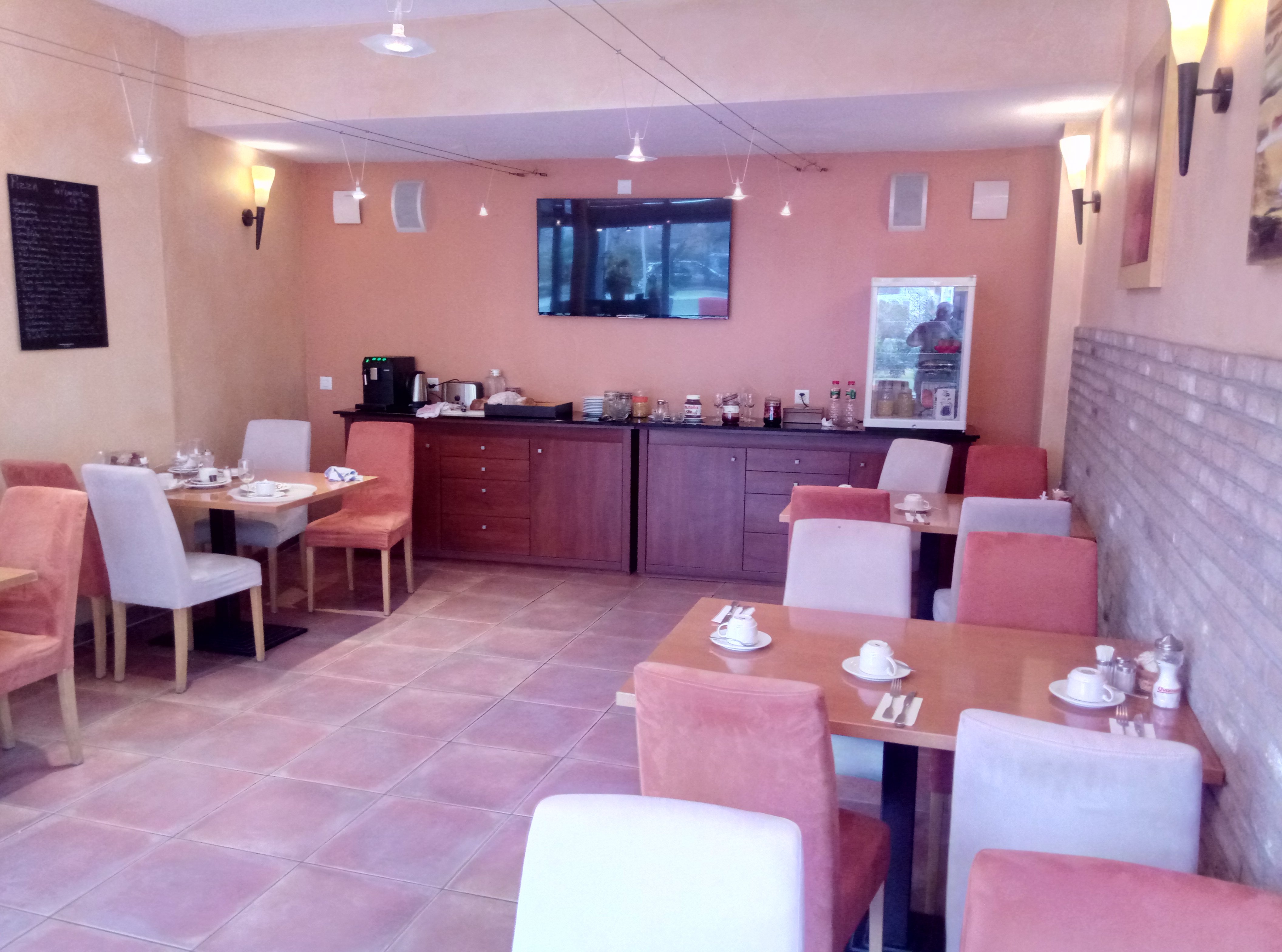 Hotel La Promenade-餐饮