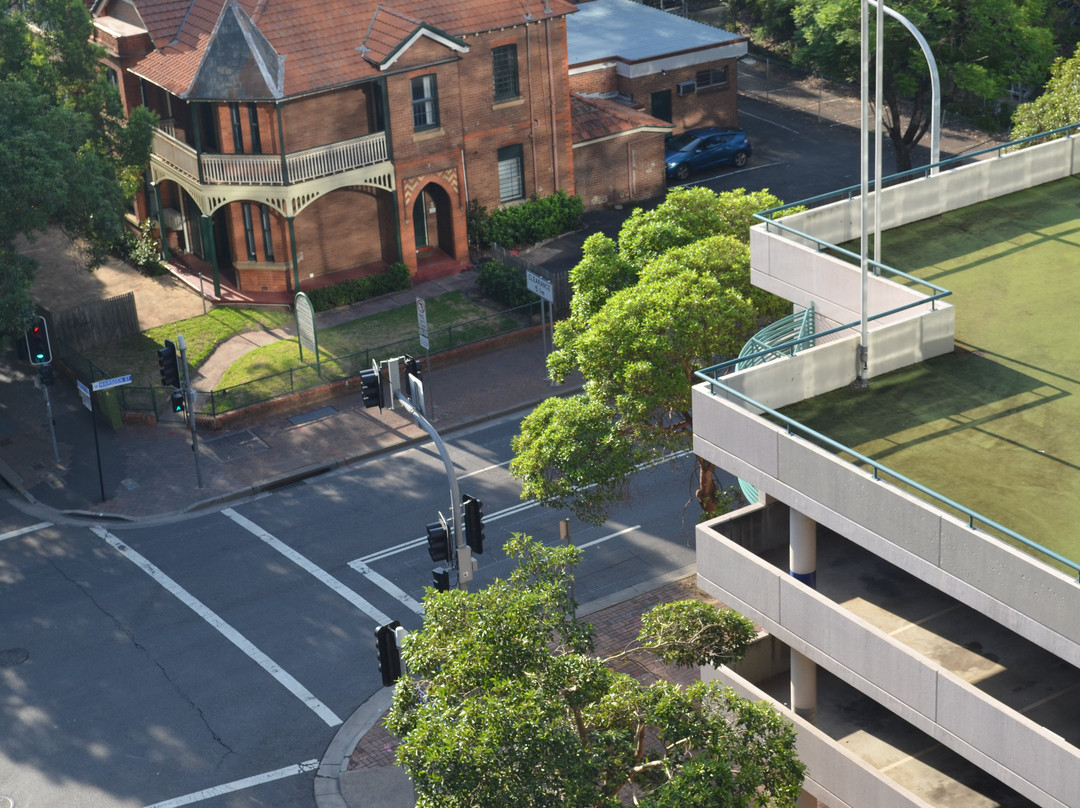 SKYE Hotel Suites Parramatta主图