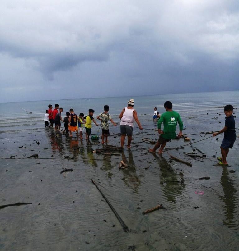 Rawis Black Beach-雷加斯皮必去景点