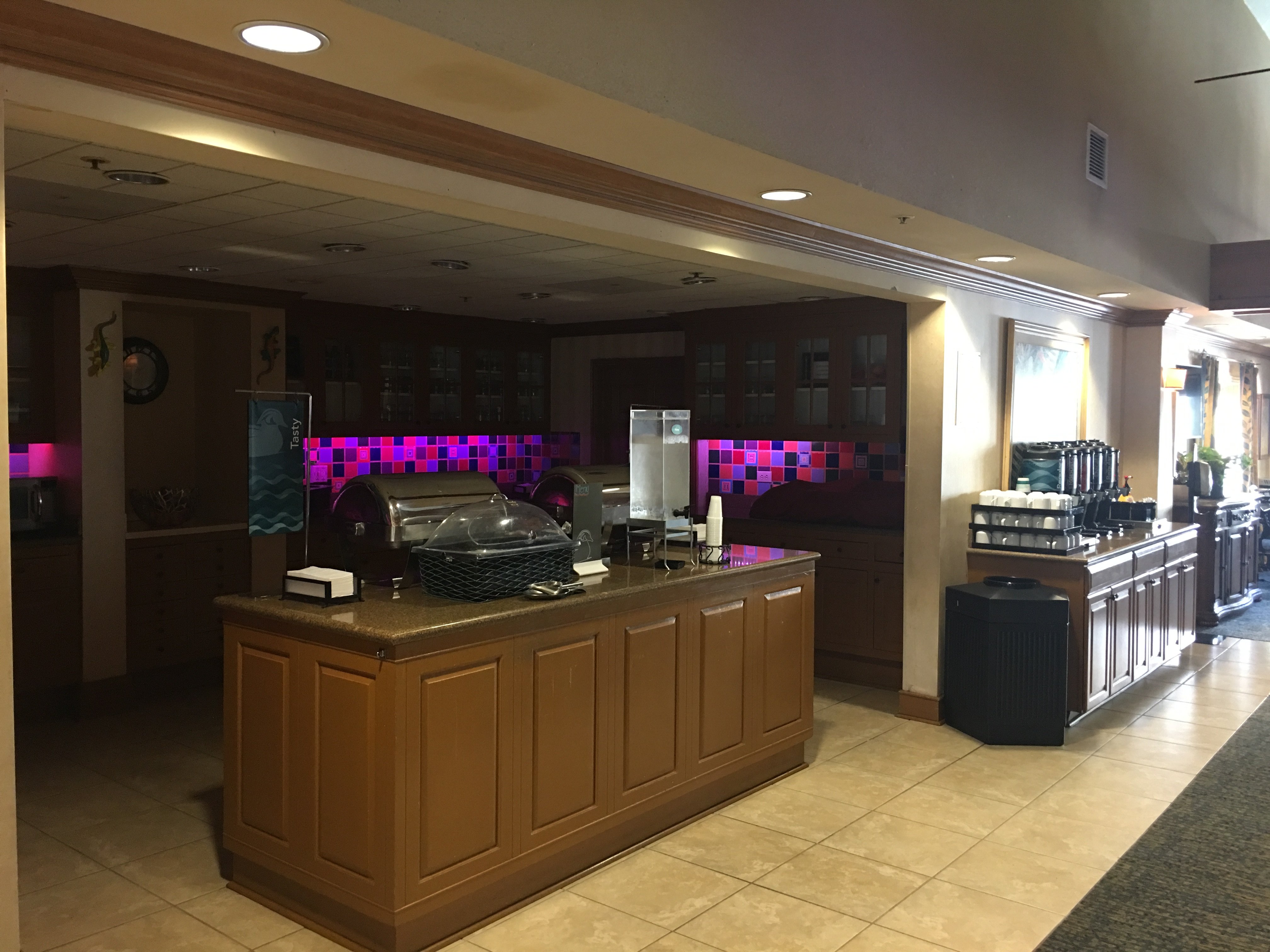 Homewood Suites by Hilton Fort Myers-餐饮