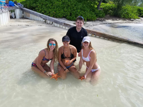 Island Dreamin' Charters-七哩滩必去景点