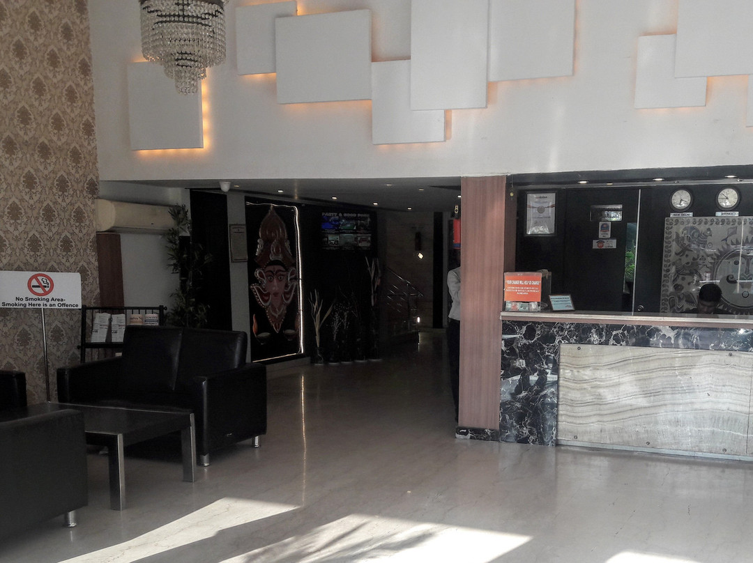 Hotel Sheela Towers主图