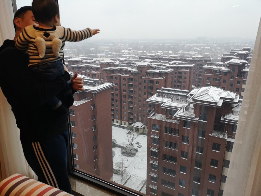 扬州奥卓雅居酒店主图