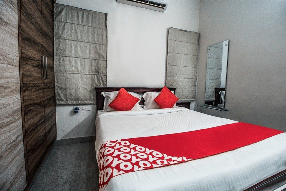 OYO 14731 Hallmark Inn Kukatpally主图