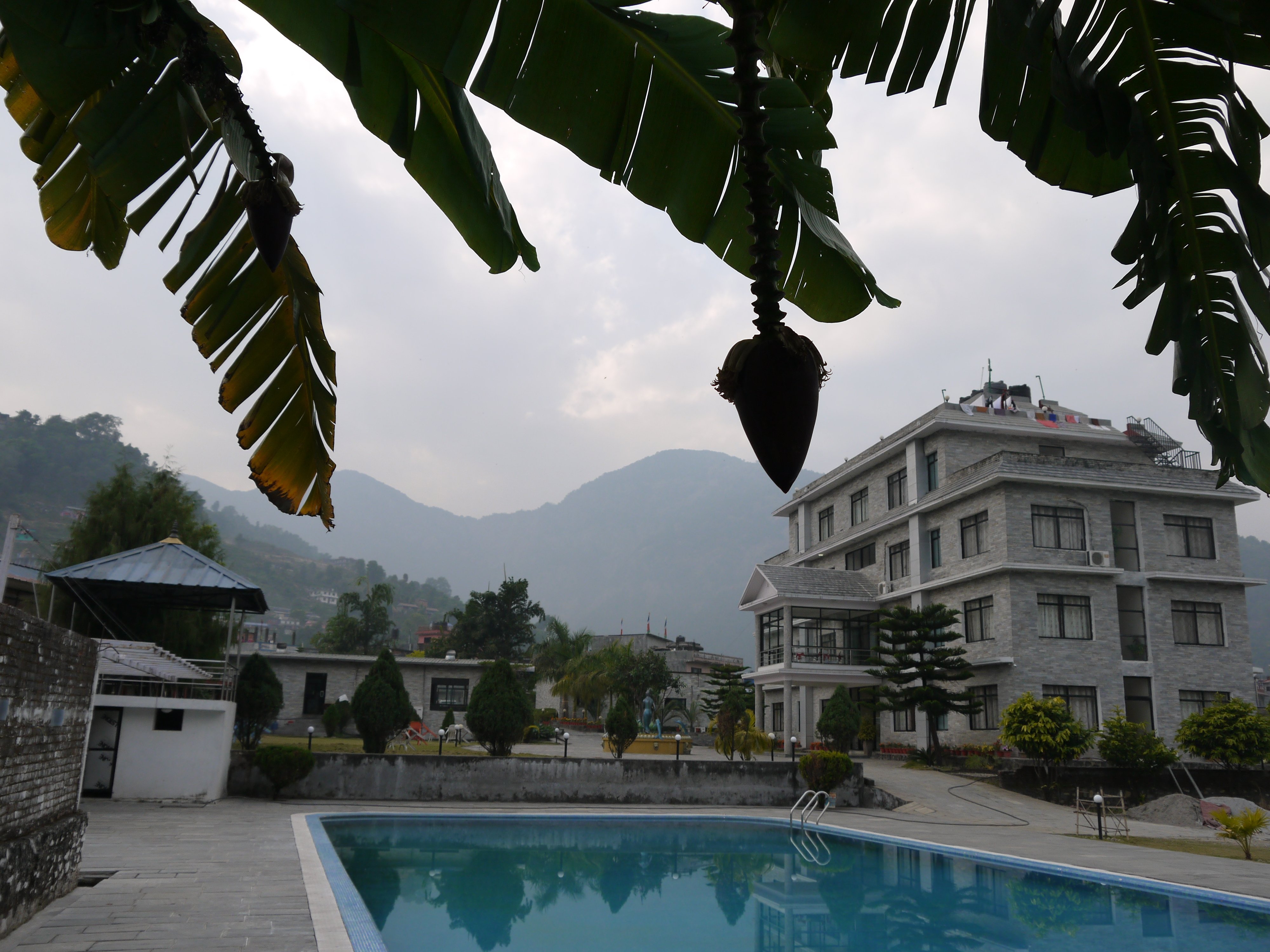 Gateway Himalaya Resort-泳池