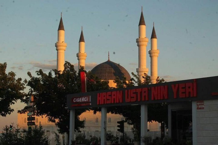 Harran餐馆和美食-Urfali Cigerci Hasan Ustanin Yeri