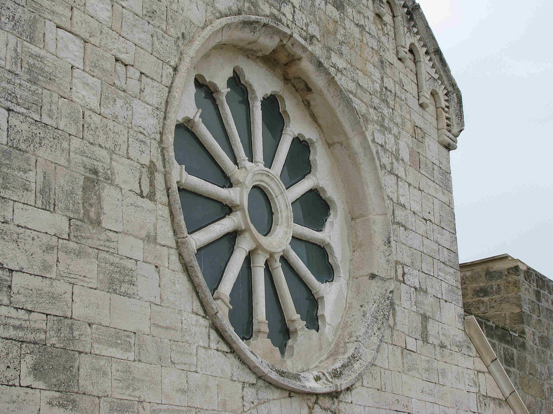 Monastero di Santa Maria di Colonna-特拉尼必去景点