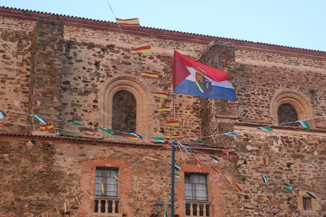 Iglesia de Nuestra Senora de la Asuncion景点图片