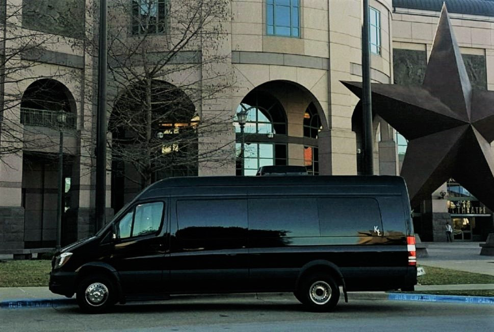 Krystal Luxury Transportation-奥斯丁必去景点