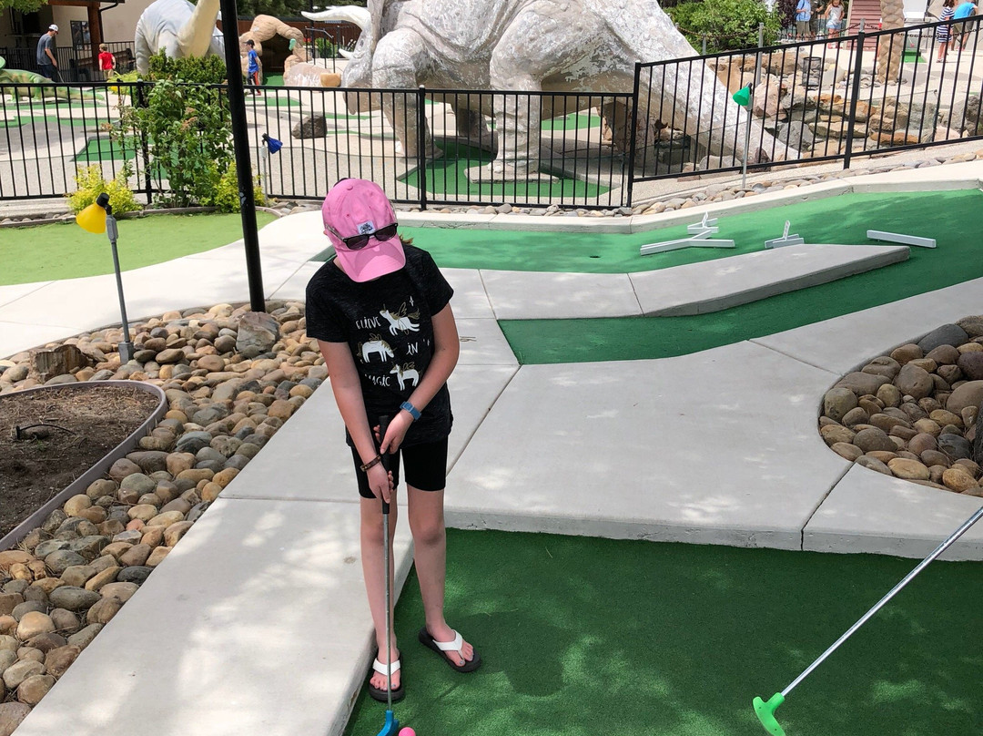 Magic Carpet Golf景点图片