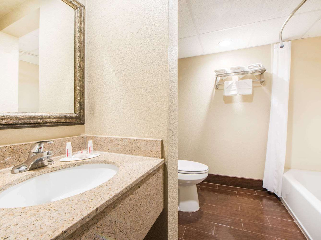 Days Inn by Wyndham Joplin主图