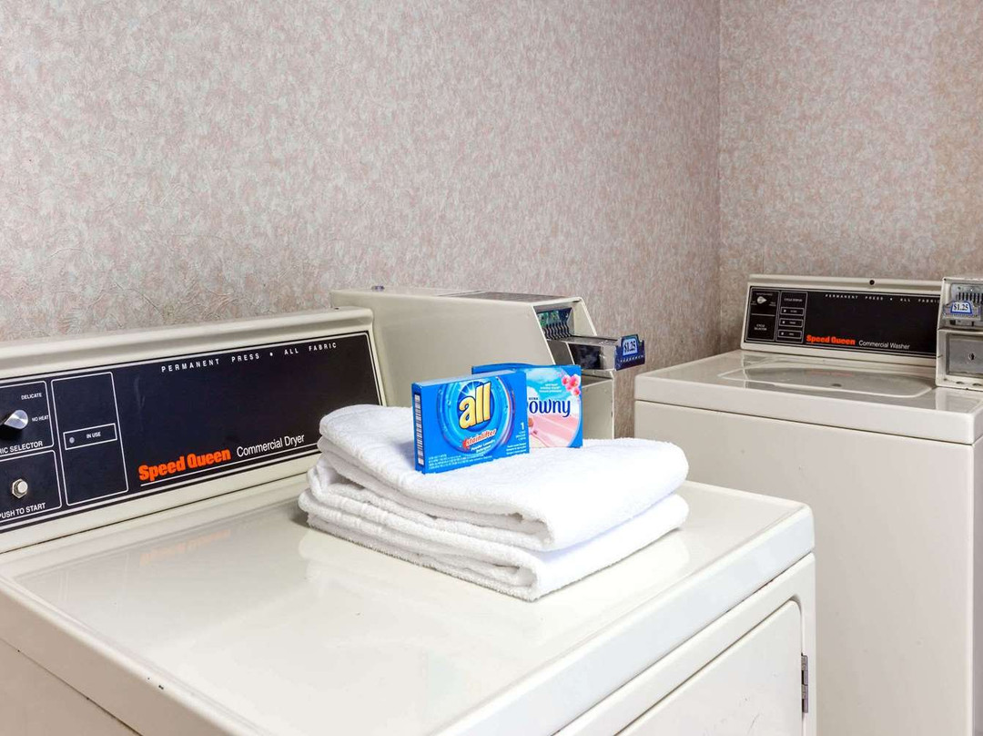 马纳萨斯戴斯酒店主图