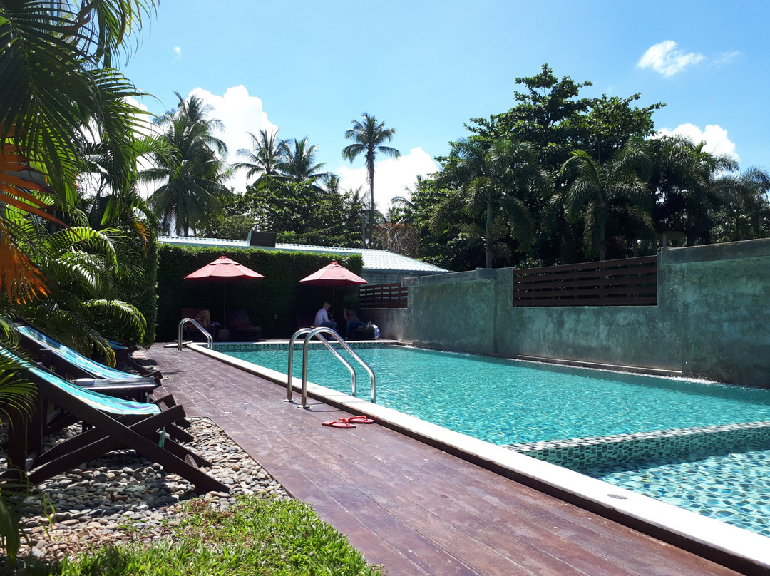 水晶拉迈酒店主图