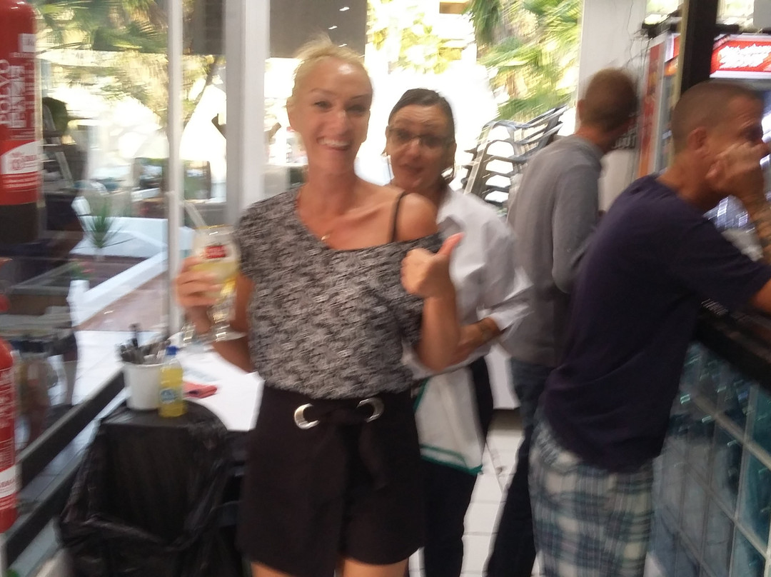Buzzin Bar, Callao Salvaje, Tenerife-特纳里夫必去景点