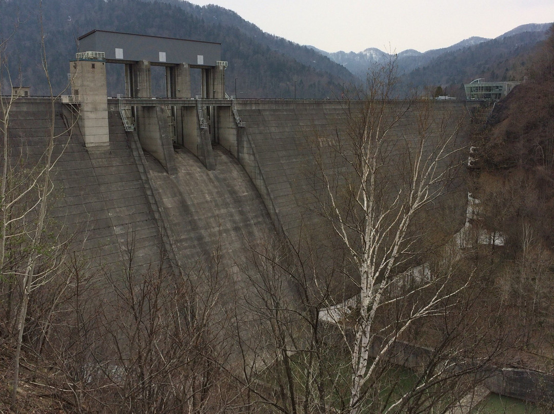 Kanayama Dam-南富良野町必去景点