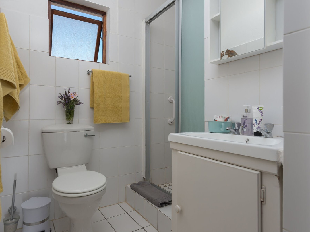 The Gong House主图