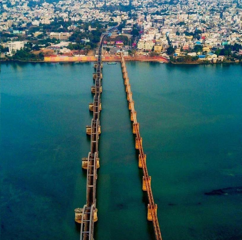 Rajahmundry Godavari Bridge景点图片