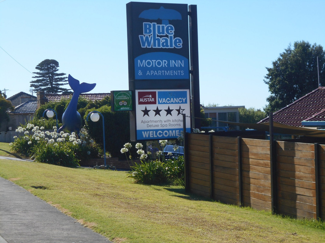 蓝鲸汽车公寓酒店主图