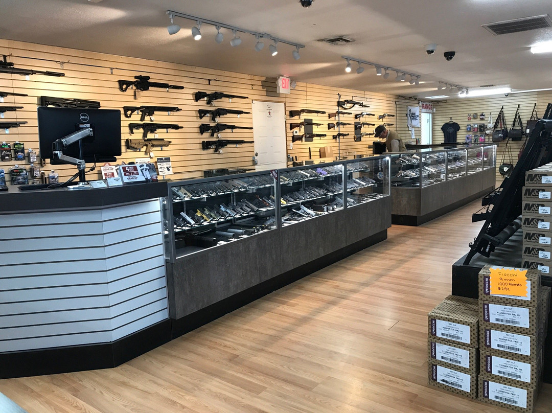 Bank Street Guns-金曼必去景点