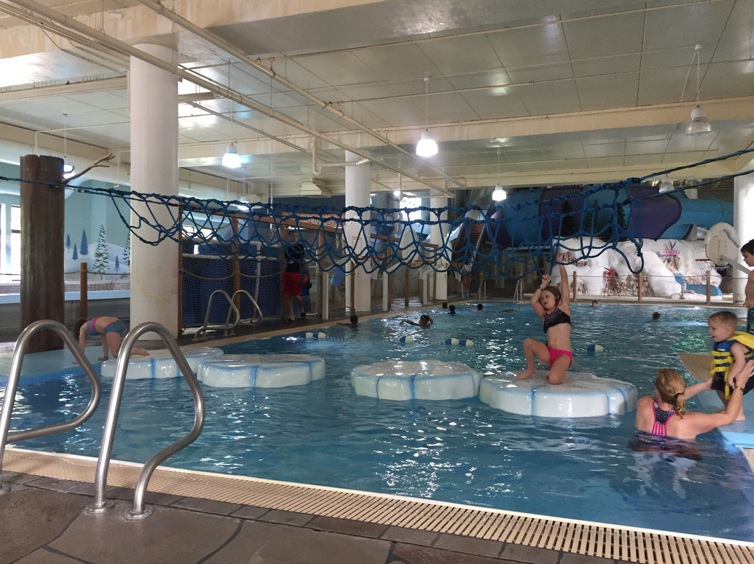 Avalanche Bay Indoor Waterpark景点图片
