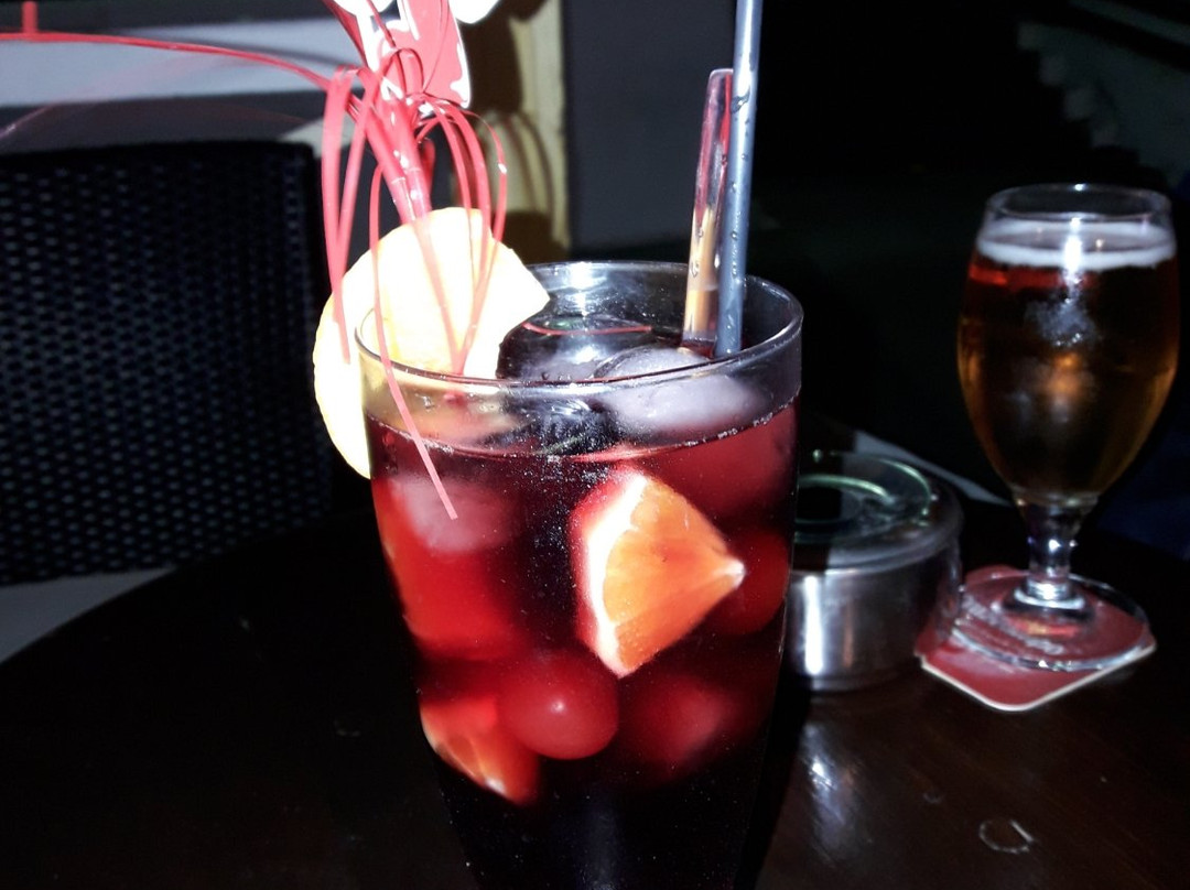 Davids Cocktail Bar-科斯塔特吉塞必去景点