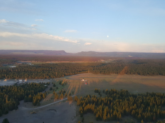 Horizon Travel Yeti Aviation-西黄石镇必去景点