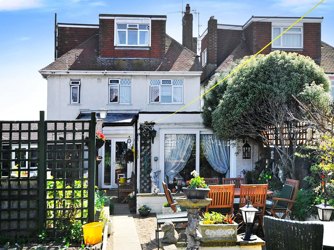 Cavatina Lodge Guest House主图