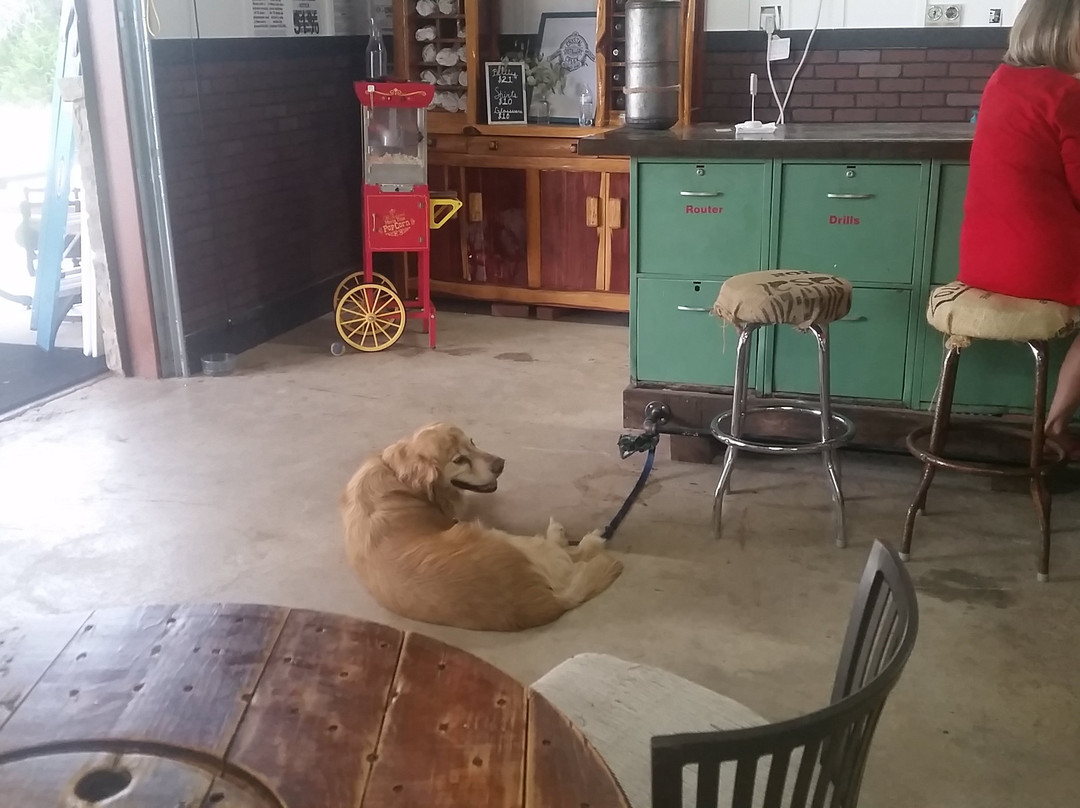 Crystal Creek Distillery-Spicewood必去景点