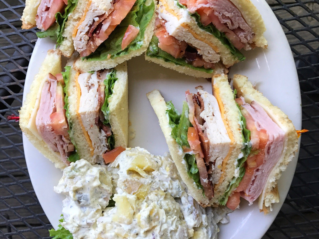 Pleasant Hill餐馆和美食-McShanes Bar and Grill