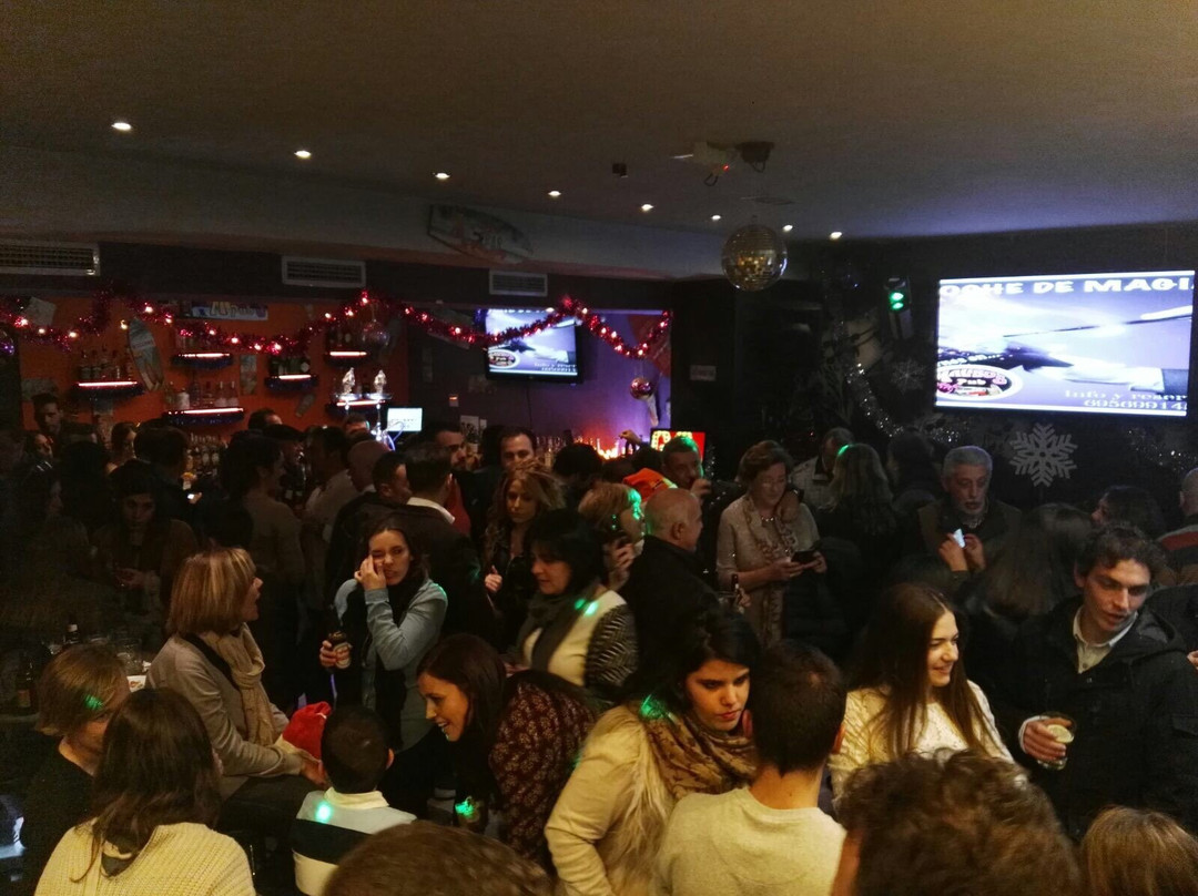 Peguerinos旅游景点-Malibu's Pub