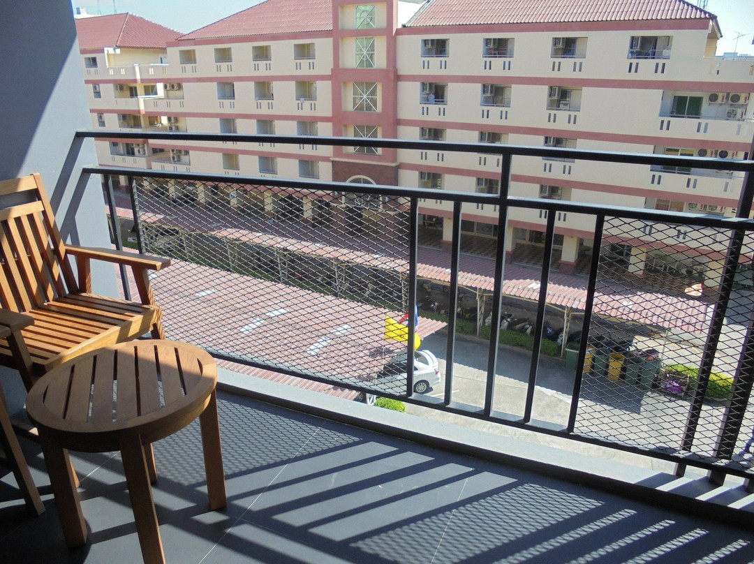 3 Kwan Village主图