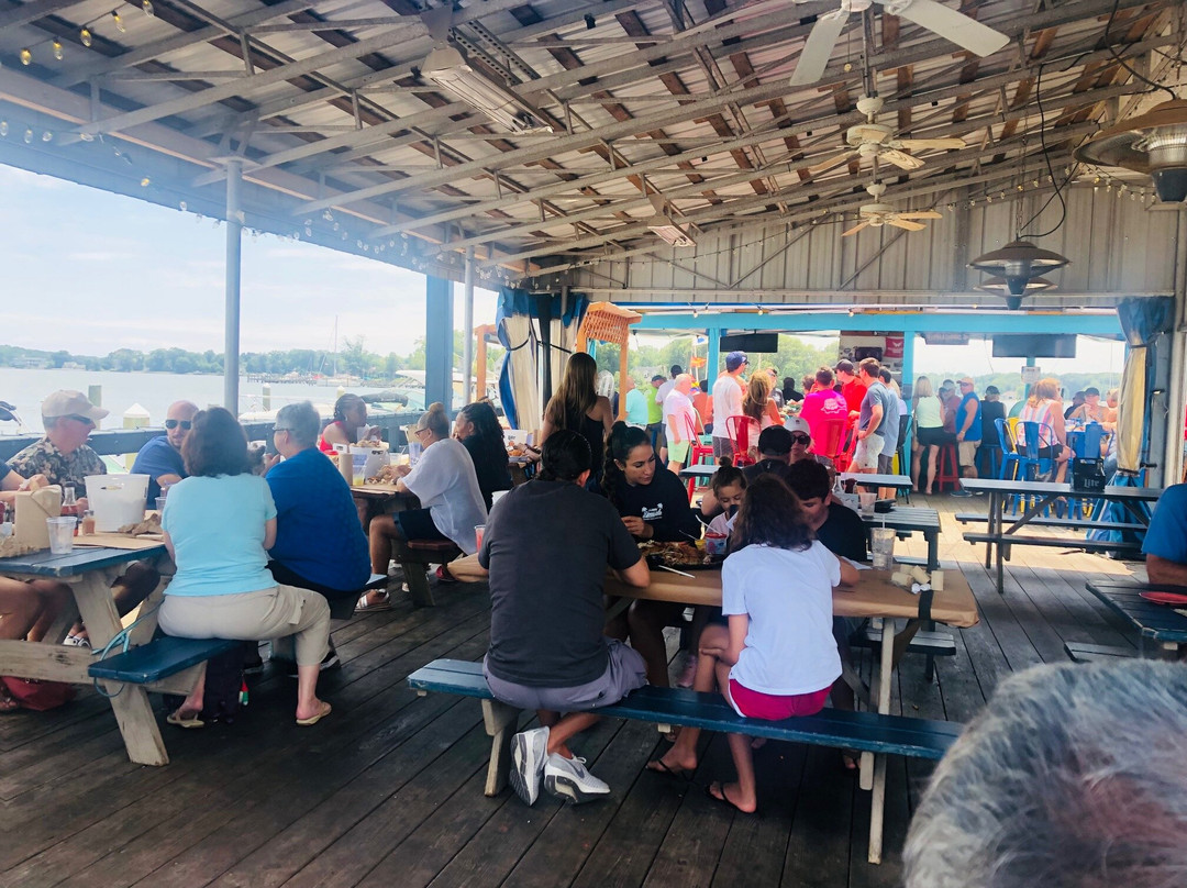 Stan And Joes Riverside