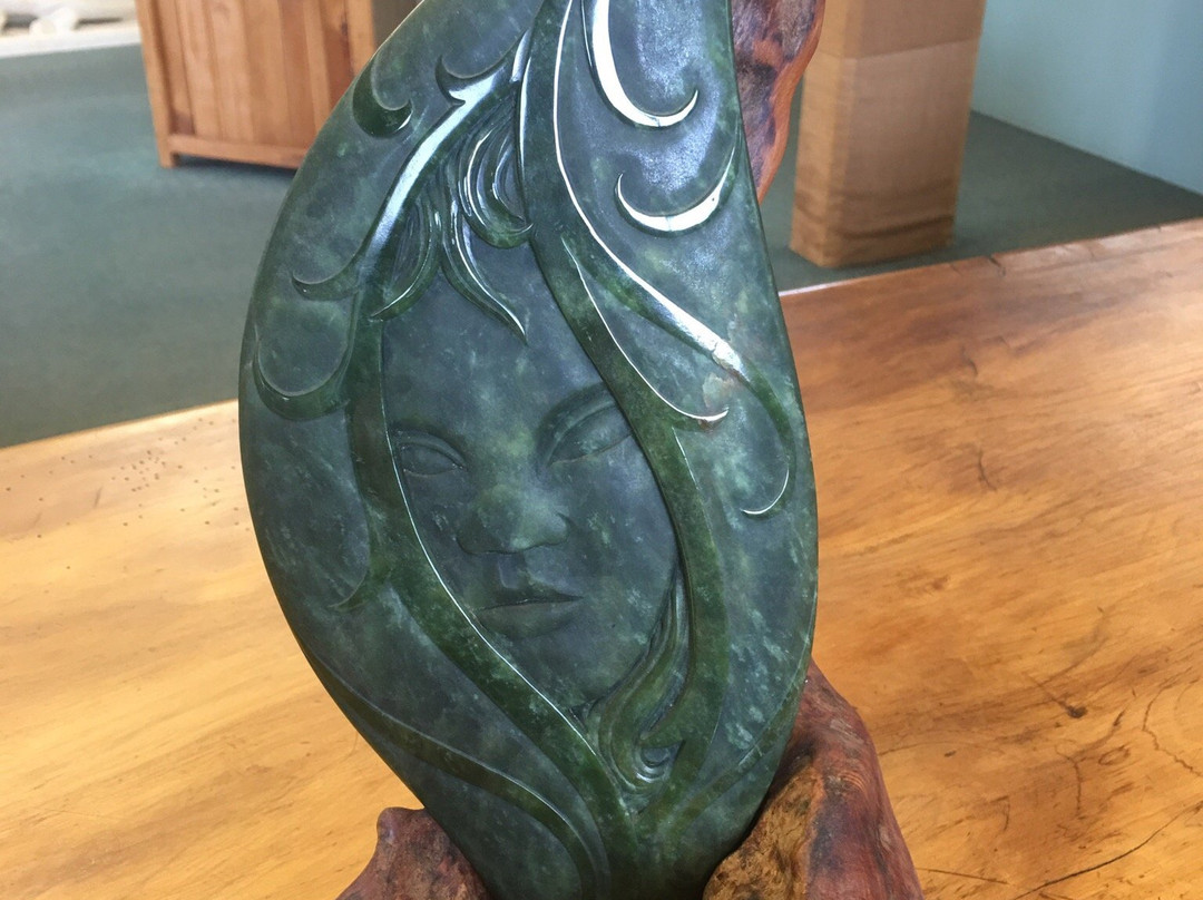 Traditional Jade Co景点图片