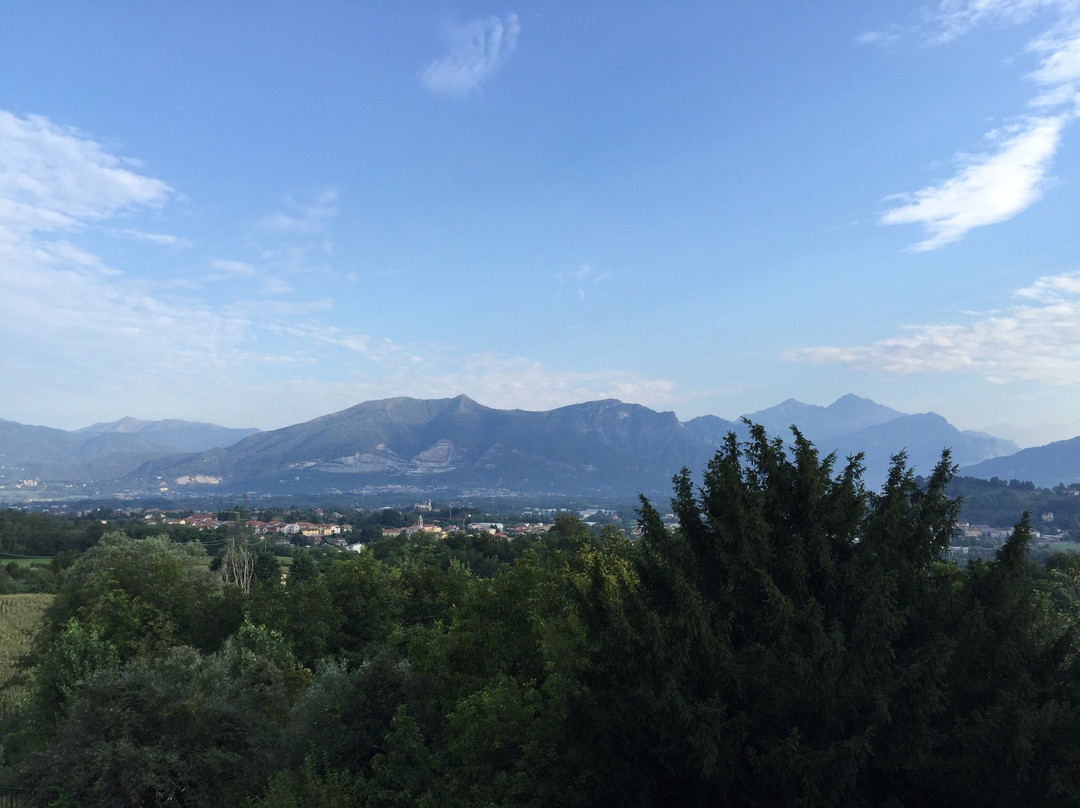 Dolzago酒店住宿-daMan | rooms&breakfast