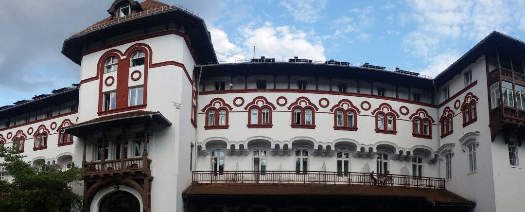 Hotel Caraiman主图