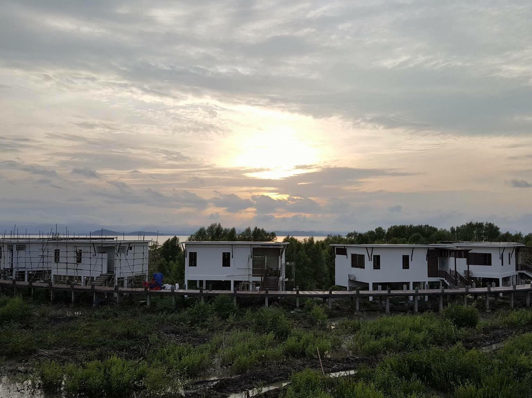 Pearl Laguna Resort主图