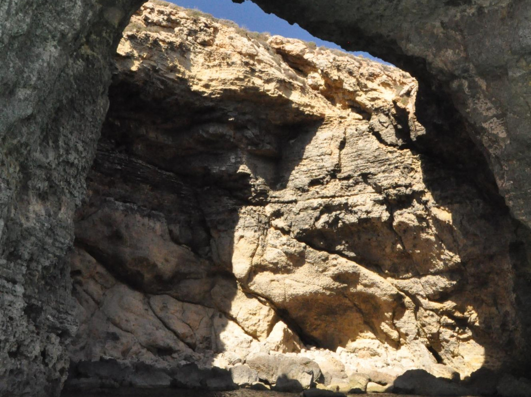 Ozzi One Cruise-姆贾尔必去景点