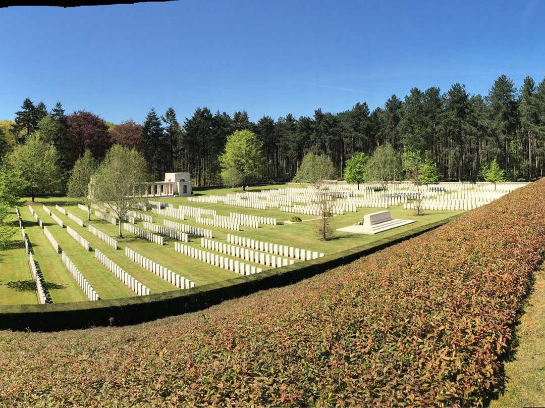 Fromelles and Flanders Battlefield Tours景点图片