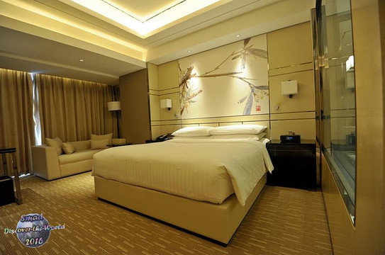 上海宝华万豪酒店主图