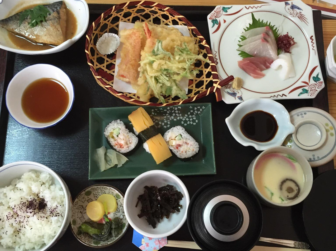 丰前市餐馆和美食-Gin Sushi