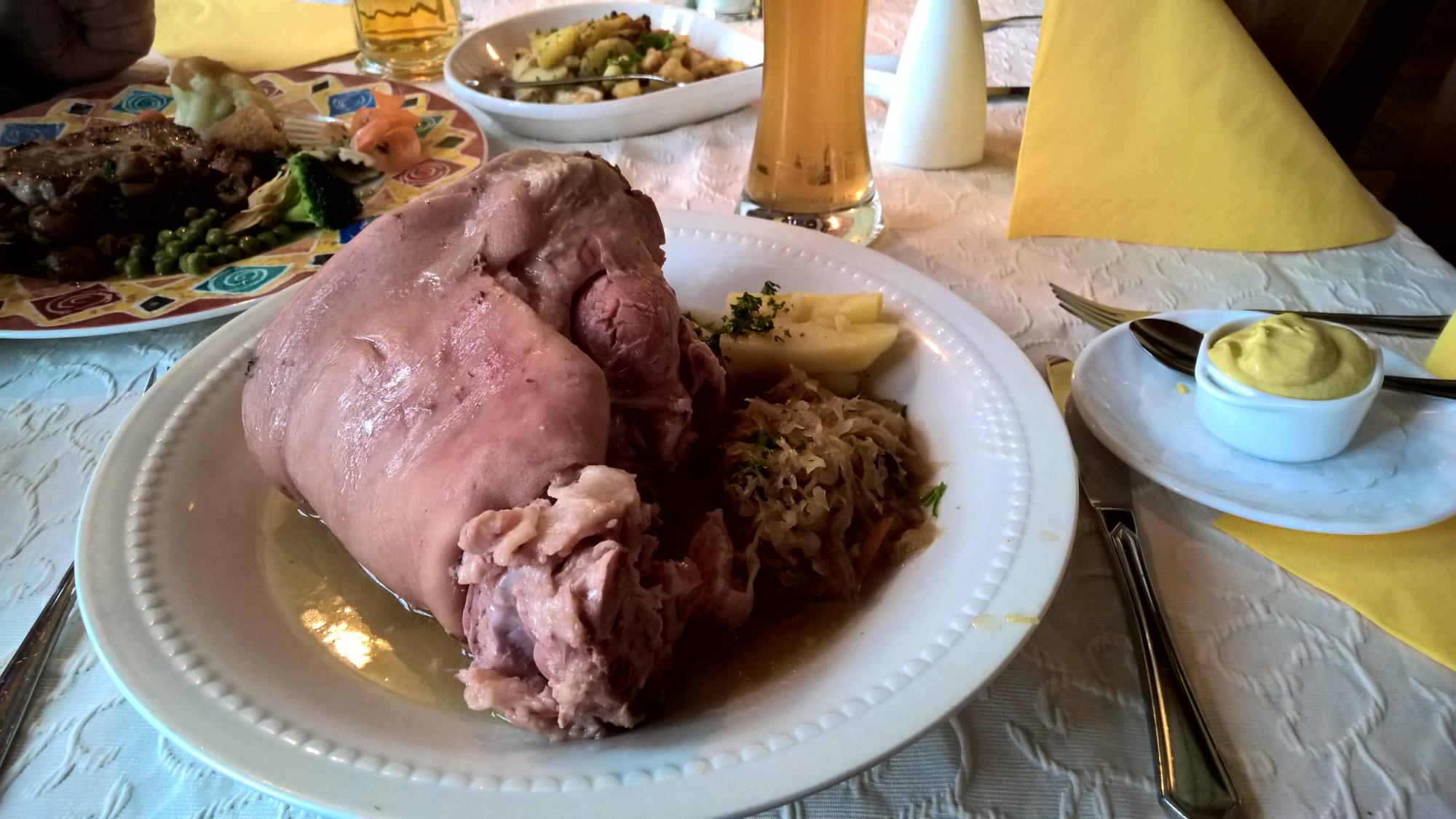 Hotel Restaurant Spitzkrug-餐饮