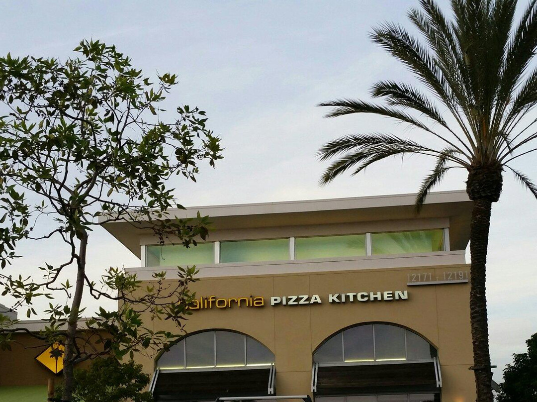California Pizza Kitchen Rossmoor Center