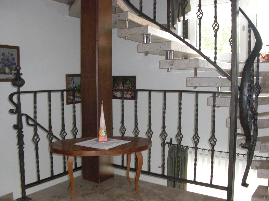 欣特斯托德酒店住宿-Hotel Garni Landhaus Buertlmair