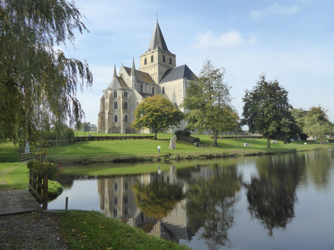 Abbey de Cerisy景点图片